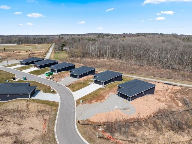 4001 ANTWERP AVENUE, Howard, WI 54313