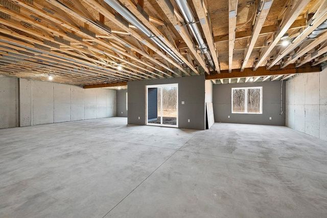 4001 ANTWERP AVENUE, Howard, WI 54313