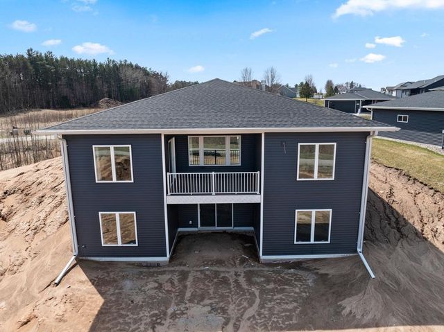4001 ANTWERP AVENUE, Howard, WI 54313