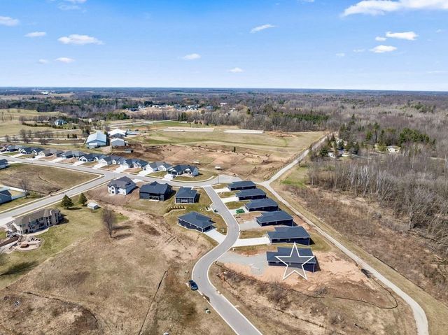 4001 ANTWERP AVENUE, Howard, WI 54313