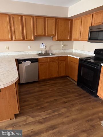 64 HIGHMEADOWS, Sicklerville, NJ 08081