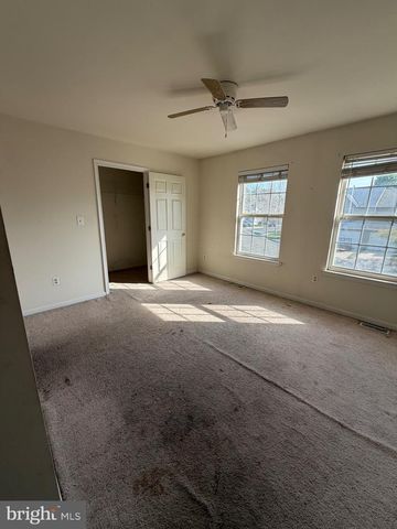 64 HIGHMEADOWS, Sicklerville, NJ 08081