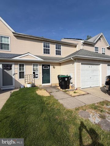 64 HIGHMEADOWS, Sicklerville, NJ 08081