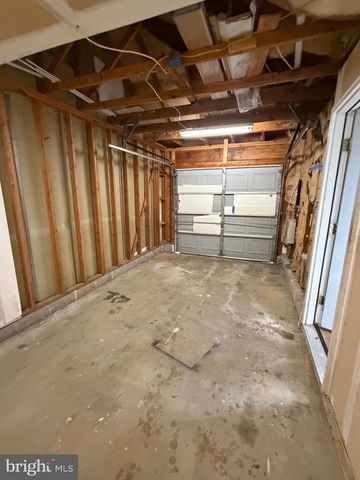 64 HIGHMEADOWS, Sicklerville, NJ 08081