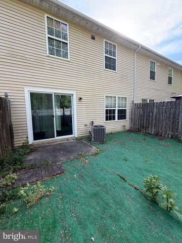 64 HIGHMEADOWS, Sicklerville, NJ 08081