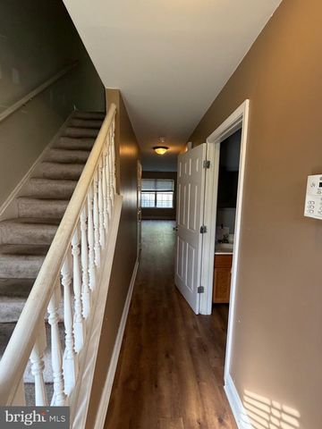 64 HIGHMEADOWS, Sicklerville, NJ 08081