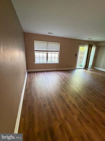 64 HIGHMEADOWS, Sicklerville, NJ 08081