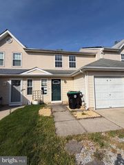 64 HIGHMEADOWS, Sicklerville, NJ 08081