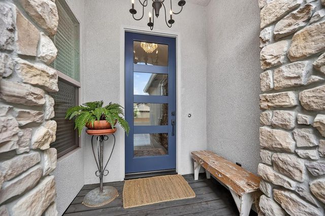 3900 Fenway Cir, Rocklin, CA 95677