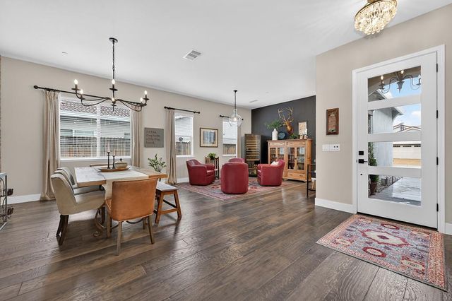 3900 Fenway Cir, Rocklin, CA 95677