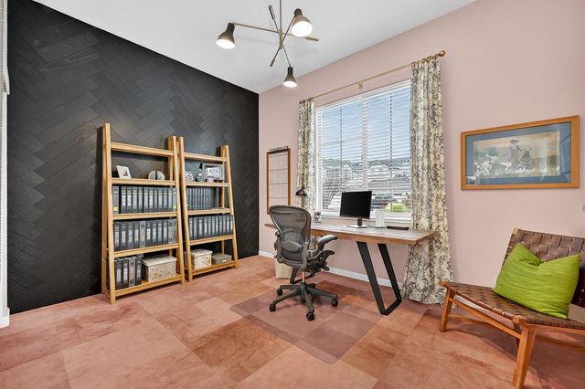 3900 Fenway Cir, Rocklin, CA 95677