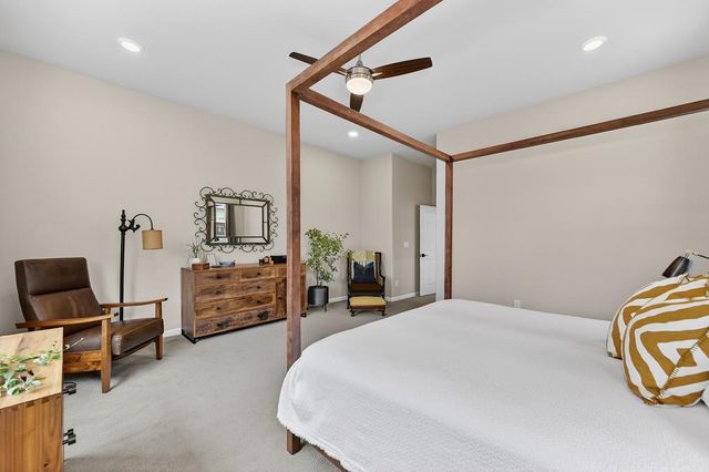 3900 Fenway Cir, Rocklin, CA 95677