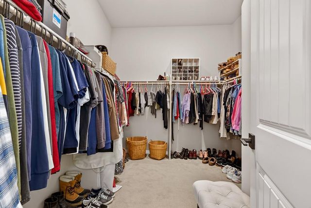 3900 Fenway Cir, Rocklin, CA 95677