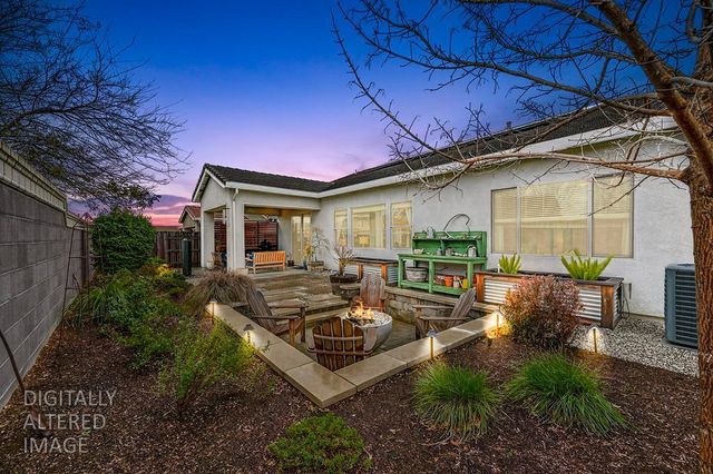 3900 Fenway Cir, Rocklin, CA 95677