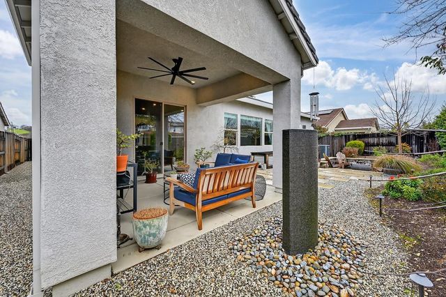 3900 Fenway Cir, Rocklin, CA 95677