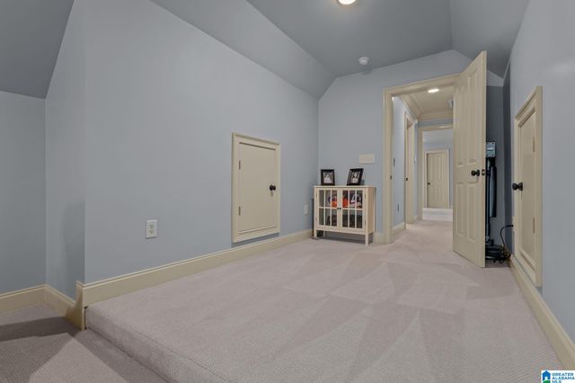 2085 KNOLLWOOD PLACE, Birmingham, AL 35242