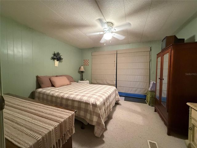 103 N TIMBER TRAIL, Wildwood, FL 34785