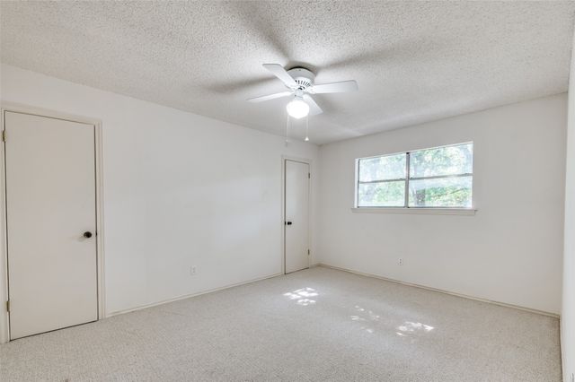 1902 Mossy Oak Street, Arlington, TX 76012