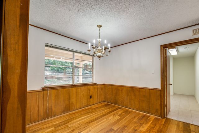 1902 Mossy Oak Street, Arlington, TX 76012