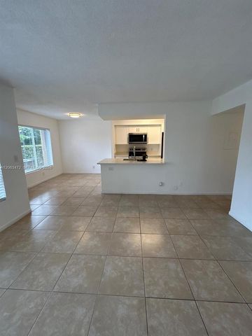 815 W Boynton Beach Blvd 5-103, Boynton Beach, FL 33426