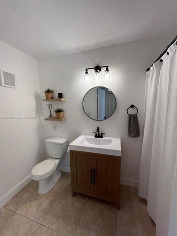 815 W Boynton Beach Blvd 5-103, Boynton Beach, FL 33426
