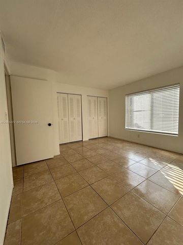 815 W Boynton Beach Blvd 5-103, Boynton Beach, FL 33426