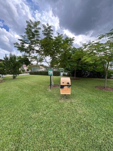815 W Boynton Beach Blvd 5-103, Boynton Beach, FL 33426