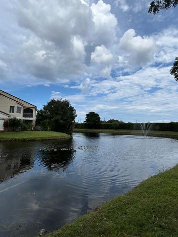 815 W Boynton Beach Blvd 5-103, Boynton Beach, FL 33426