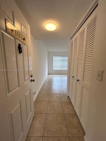 815 W Boynton Beach Blvd 5-103, Boynton Beach, FL 33426
