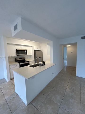 815 W Boynton Beach Blvd 5-103, Boynton Beach, FL 33426