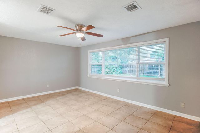 11511 Grapewood Court, Houston, TX 77089