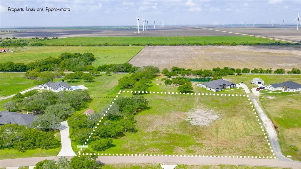 957 Santa Cruz, Corpus Christi, TX 78415 — exterior
