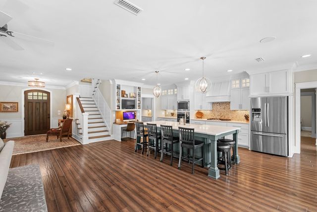 207 Orleans St., Dothan, AL 36303