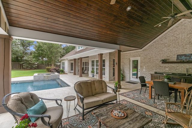 207 Orleans St., Dothan, AL 36303