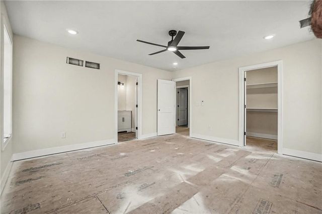 5516 NW Verlin Drive, Kansas City, MO 64152