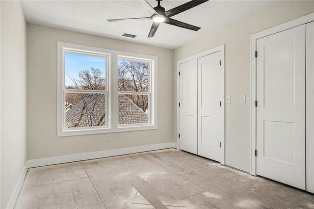 5516 NW Verlin Drive, Kansas City, MO 64152