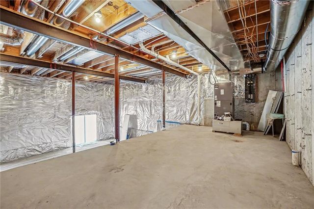 5516 NW Verlin Drive, Kansas City, MO 64152