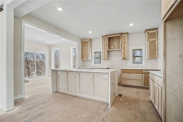 5516 NW Verlin Drive, Kansas City, MO 64152