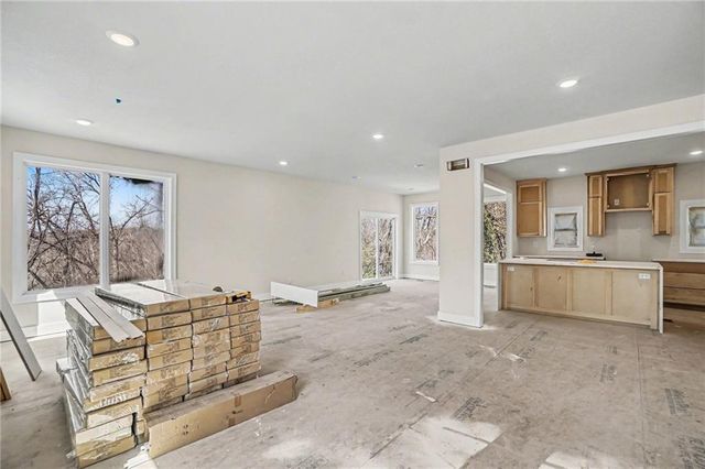 5516 NW Verlin Drive, Kansas City, MO 64152