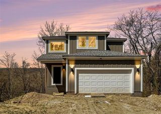 5516 NW Verlin Drive, Kansas City, MO 64152