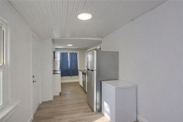 1510 Hiland Ave, Coraopolis, PA 15108