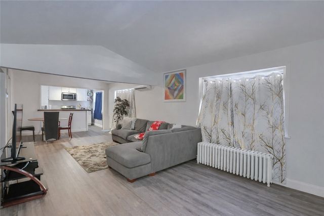 1510 Hiland Ave, Coraopolis, PA 15108