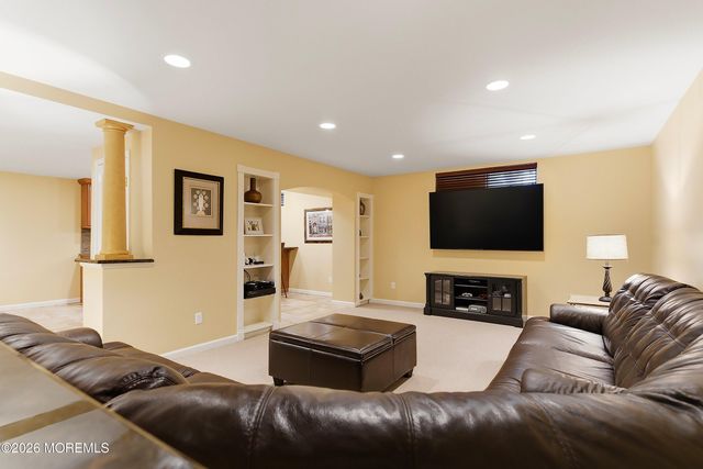 113 Country View Drive, Freehold, NJ 07728