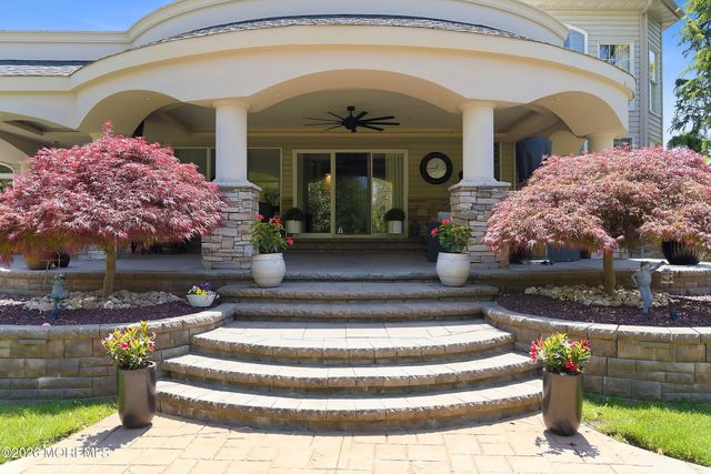 113 Country View Drive, Freehold, NJ 07728