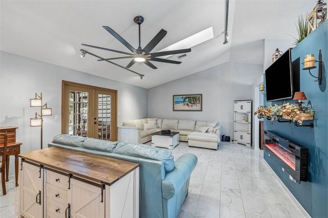 10752 126TH AVENUE, Largo, FL 33778