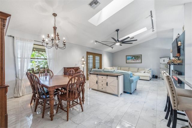 10752 126TH AVENUE, Largo, FL 33778