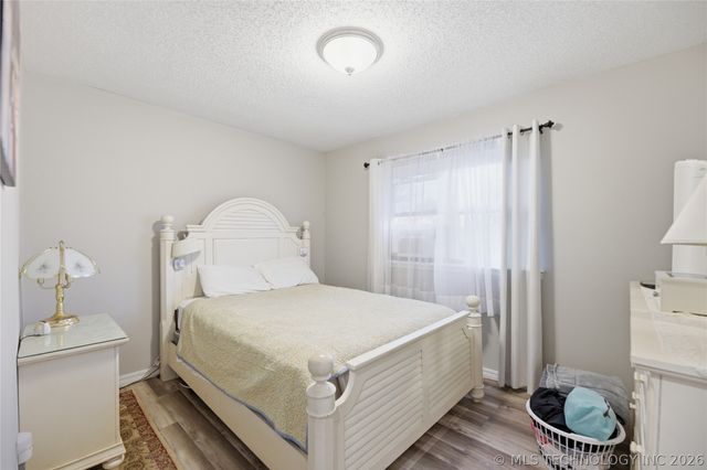 4908 Greenan Drive, Sand Springs, OK 74063