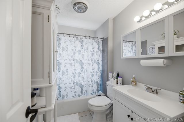 4908 Greenan Drive, Sand Springs, OK 74063