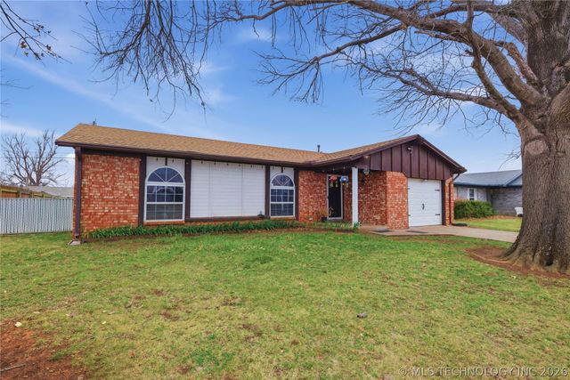 4908 Greenan Drive, Sand Springs, OK 74063