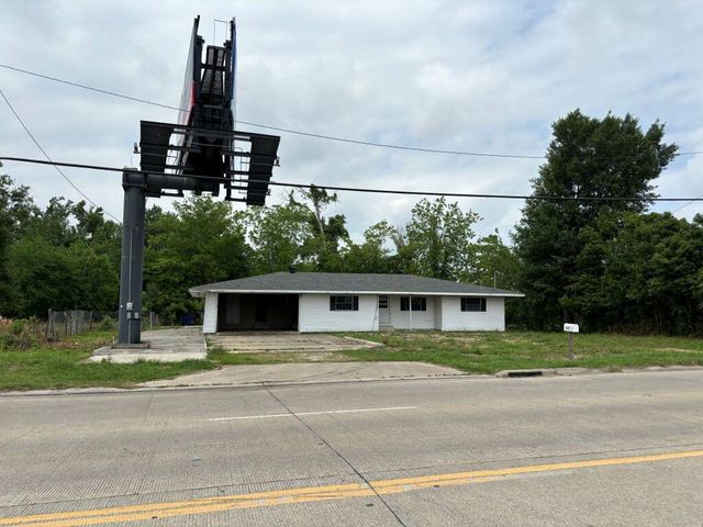3710 Nelson Rd, Lake Charles, LA 70605